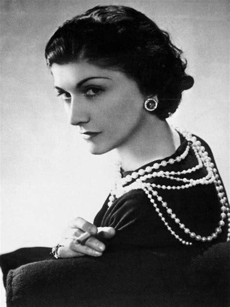 stile chanel immagini|gabrielle coco chanel style.